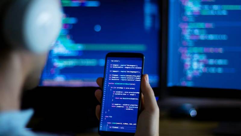边缘计算是否会重构兴宾区软件开发的技术版图,取代传统云计算?